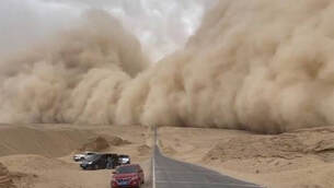 Une tempête de sable impressionnante en Chine 